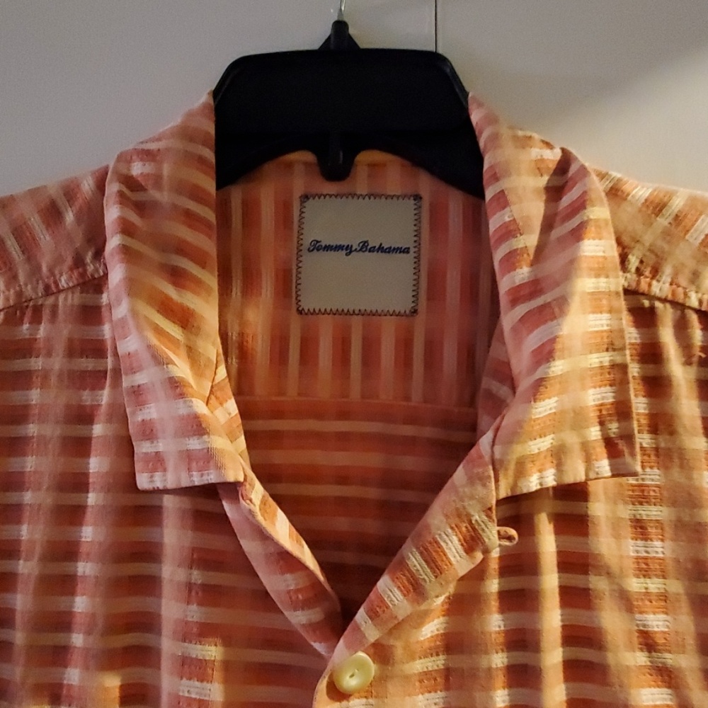 Tommy Bahama men's shirt